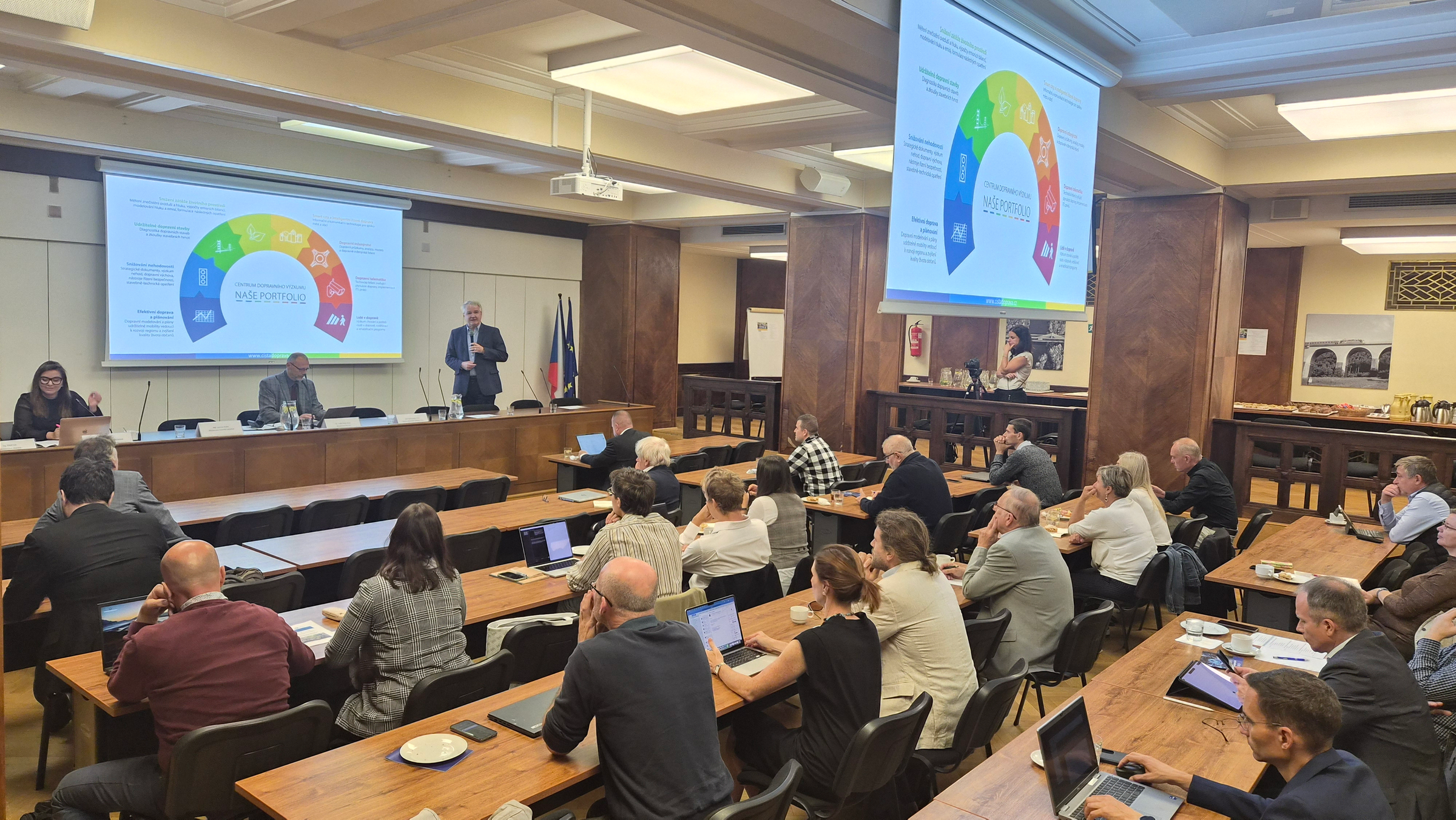 Úvodní slovo ředitele CDV Karla Pospíšila na konferenci Čistá doprava